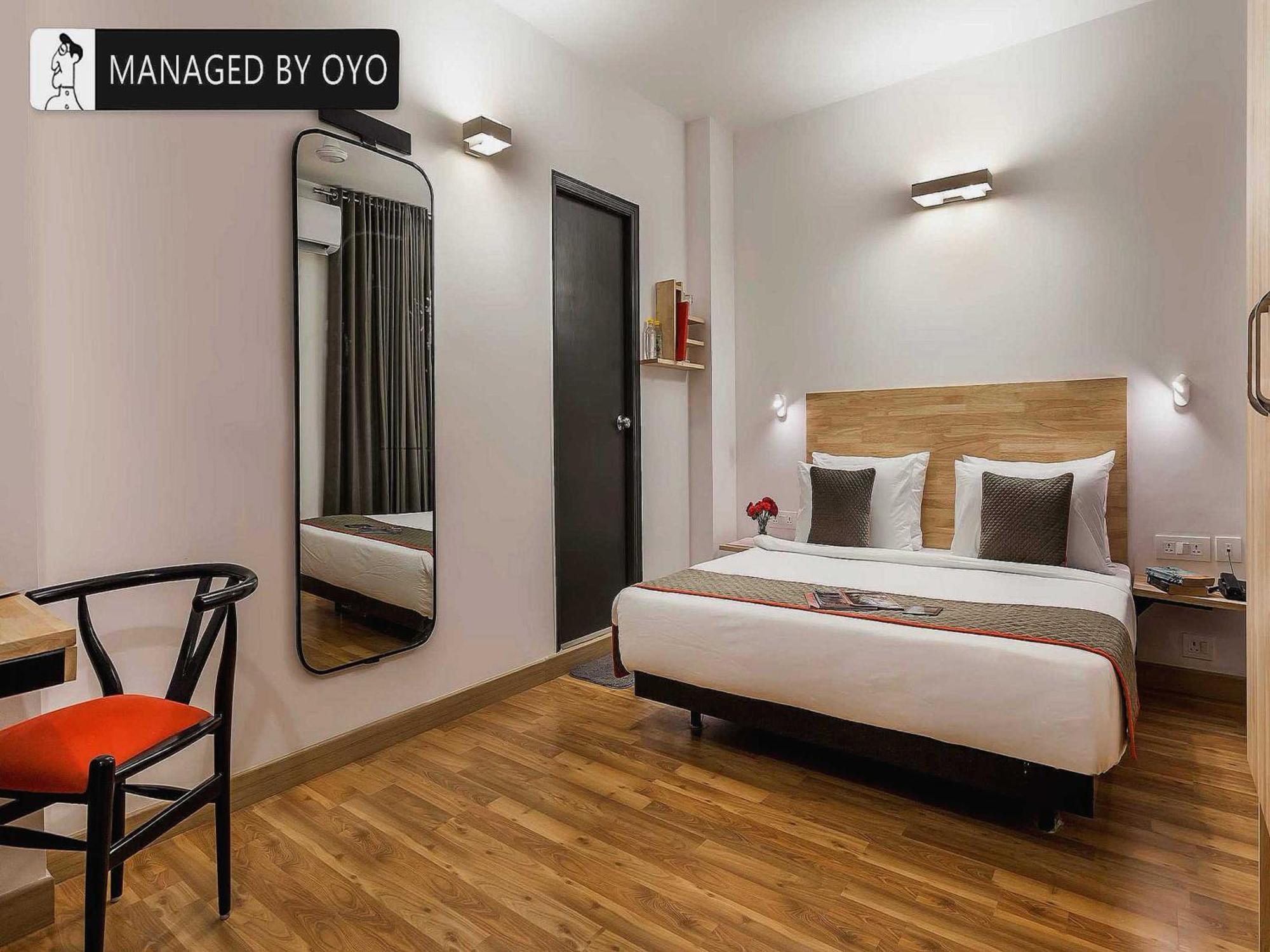 Hotel Gautam Residency New Delhi Buitenkant foto