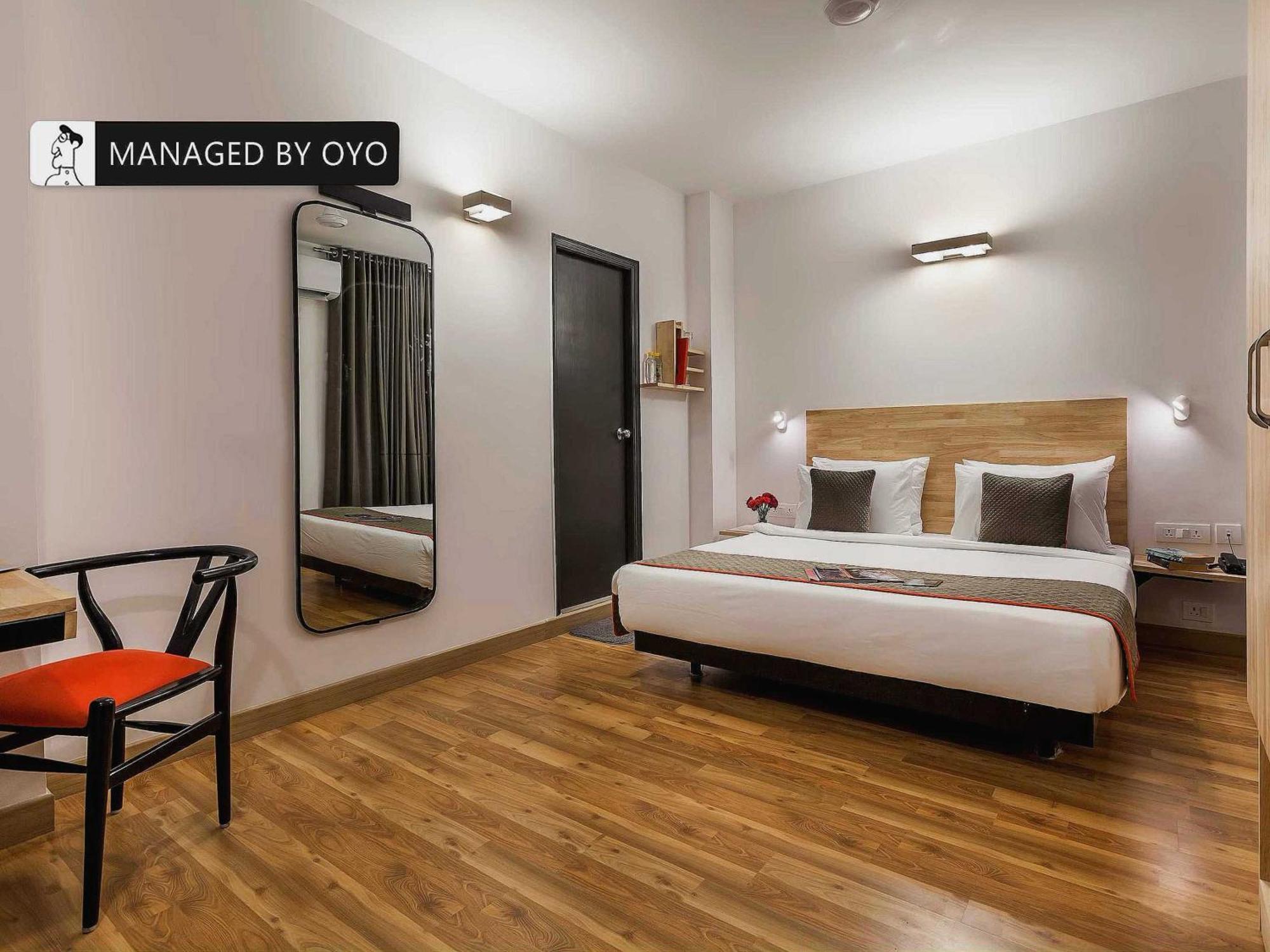 Hotel Gautam Residency New Delhi Buitenkant foto