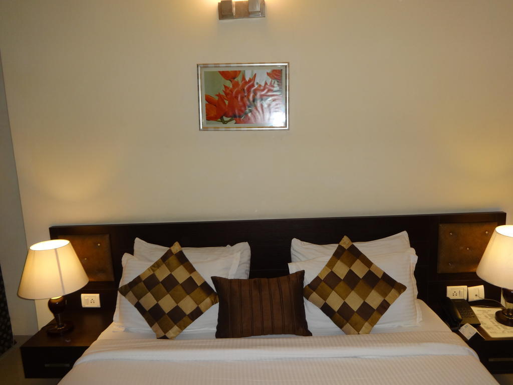 Hotel Gautam Residency New Delhi Kamer foto